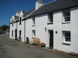 Henderson House - property for rent in Waternish Skye